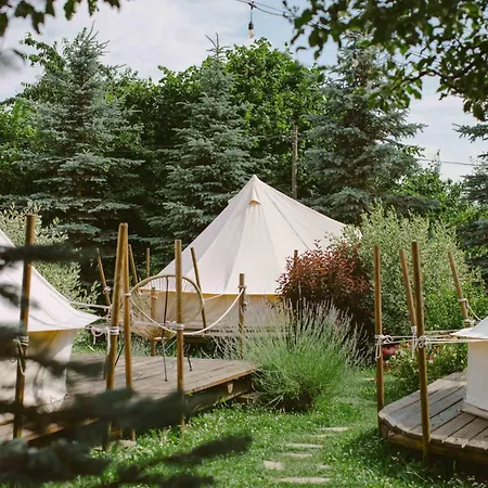 Luxury tent Valea Doftanei Glamping *